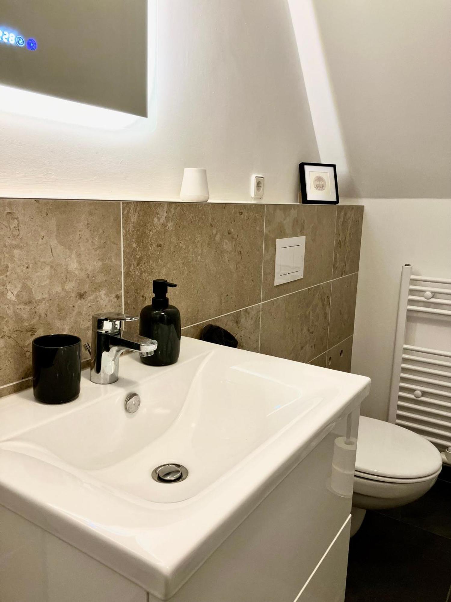 Airport Business Apartment Norderstedt Eksteriør billede